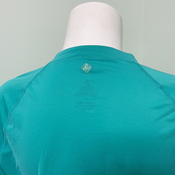 PrAna green geometric long sleeve mesh workout shirt size large - Picture 5 of 7